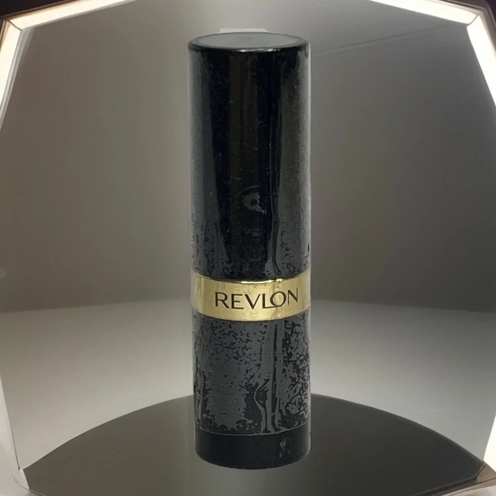 Revlon Super Lustrous Cherry Blossom Lipstick Bold Vibrant Classic Red‎ Glam New